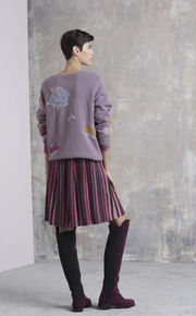 Thick and delicious floral pullover